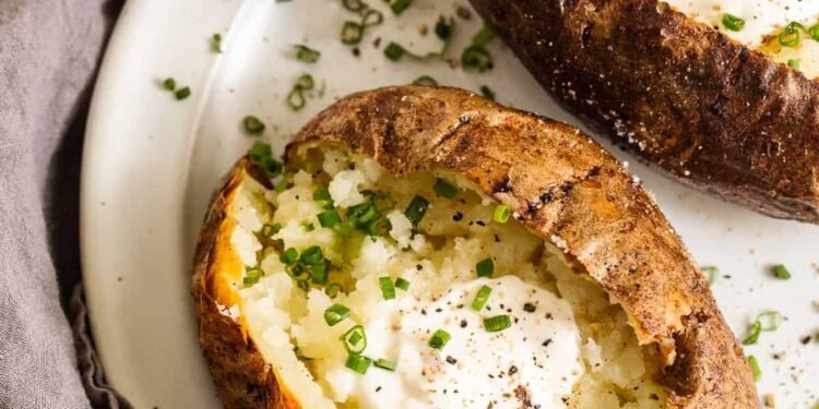 Crispy Air Fryer Baked Potatoes